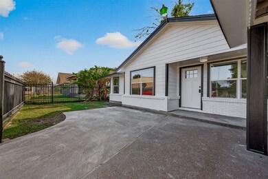 264 Parker Rd, Houston, TX 77076 - photo 3