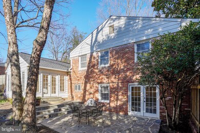 2420 Barbour Rd, Falls Church, VA 22043 - photo 7