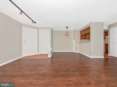 815 Stratford Way unit B, Frederick, MD 21701 - photo 6