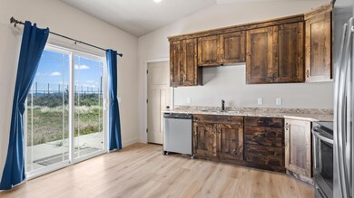 006.Kitchen view 1