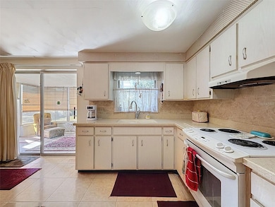 5031 Overlook Dr, New Port Richey, FL 34652 - photo 6