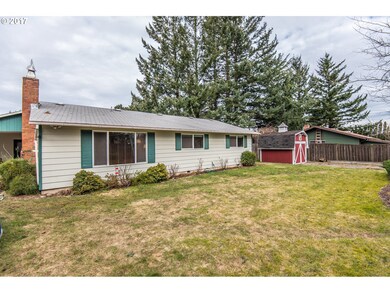 722 SW 20th Cir, Troutdale, OR 97060 - photo 3
