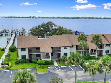 1600 NE Dixie Hwy unit 6-202, Jensen Beach, FL 34957 - photo 4