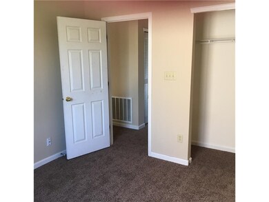 2664 Fraiser Fir Dr, Greenwood, IN 46143 - photo 5