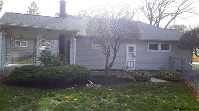 253 Woodlawn Ave, Albany, NY 12208 - photo 2