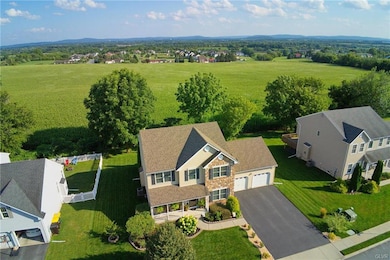 2827 Eagle Nest Ln, Nazareth, PA 18064 - photo 3