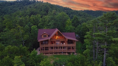 618 Big Bear Ridge Rd, Gatlinburg, TN 37738 - photo 7