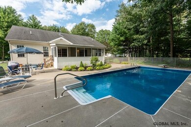 25 Kara Ln, Clifton Park, NY 12065 - photo 2