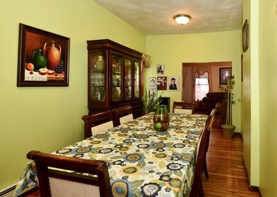 688 Canterbury St, Roslindale, MA 02131 - photo 6