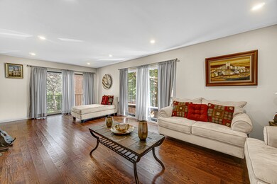 3821 Appian Way unit T14F, Glenview, IL 60025 - photo 4