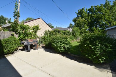 1722 Catalpa St, Waukegan, IL 60085 - photo 7