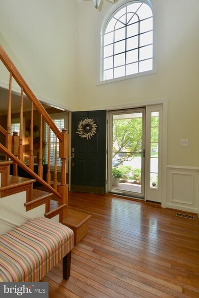 8506 Century Oak Ct, Fairfax Station, VA 22039 - photo 6