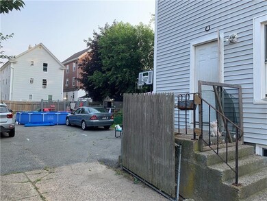 47 Margaret St, Pawtucket, RI 02860 - photo 4