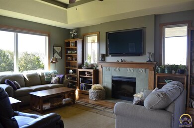 6328 SW 48th Ln, Topeka, KS 66610 - photo 2