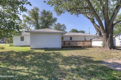 221 E Morrison Ave, Jasper, MO 64755 - photo 5