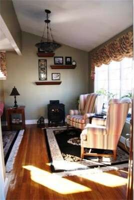 42 Roberts Rd, Medford, MA 02155 - photo 4