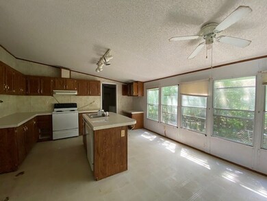 1047 County Road 913, Brazoria, TX 77422 - photo 6