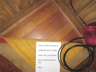 1st Flr - Hardwoods in LR & both Bdrms (Seller bel