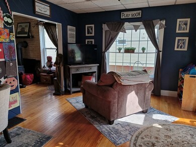 137 Cheney St, Orange, MA 01364 - photo 5
