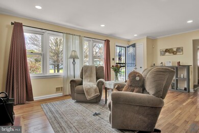 3505 28th Pkwy, Temple Hills, MD 20748 - photo 3