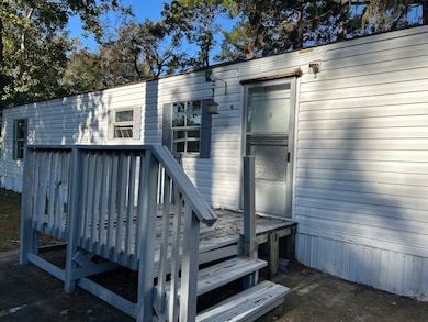 7207 Woodland Dr, Brooksville, FL 34601 - photo 3