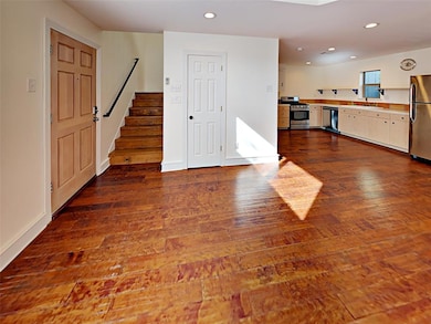 5025 Manett St, Dallas, TX 75206 - photo 3