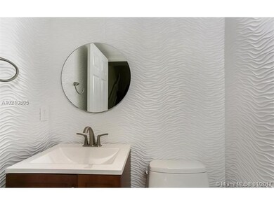 7032 NW 114th Ct, Doral, FL 33178 - photo 4