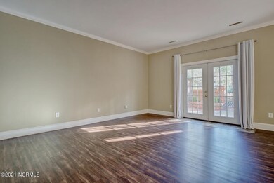 1912 Colleton Ct Wilmington NC-large-007