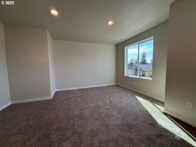 332 W 17th St, Lafayette, OR 97127 - photo 6