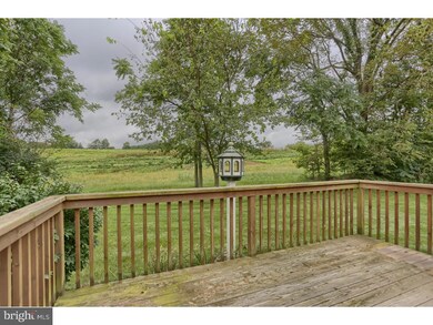 327 Winding Way, Womelsdorf, PA 19567 - photo 4