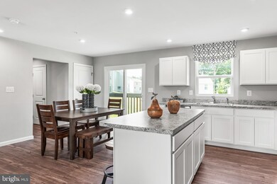 119 Shiningfield Ct, Middle River, MD 21220 - photo 3