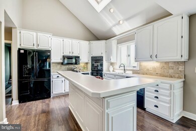 808 Joshua Ct, Moorestown, NJ 08057 - photo 5