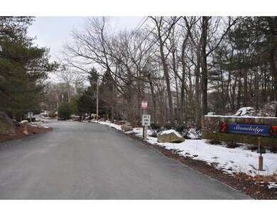 56 Old Quarry Dr unit 56, Weymouth, MA 02188 - photo 2