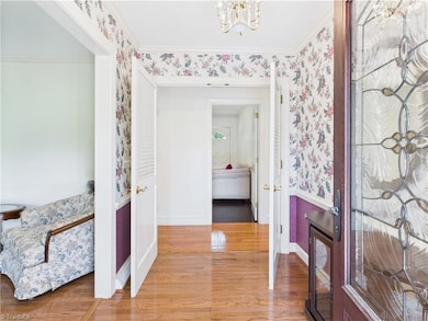 Entry way