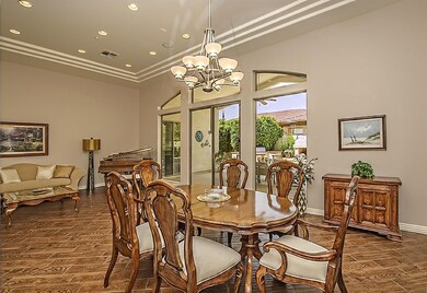 005_Dining Area