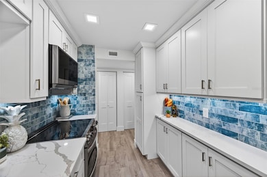 Bay Mariner unit 120, Indian Shores, FL 33785 - photo 4