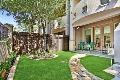 Open, light and spacious yard off the 1st floor.