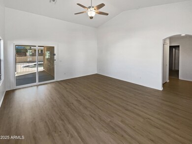 4225 N 92nd Ln, Phoenix, AZ 85037 - photo 3