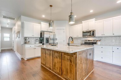 132 Kingston Ln, Hudson Oaks, TX 76087 - photo 7