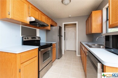 401 W Blancas Dr, Copperas Cove, TX 76522 - photo 7