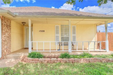1320 Washington Cir, Moore, OK 73160 - photo 2