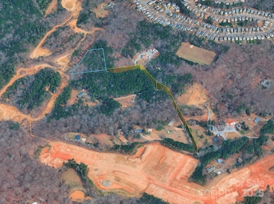 10458 Moores Chapel Rd, Charlotte, NC 28214 - photo 3