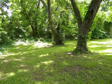 701 W Hanna St, Denison, TX 75020 - photo 7