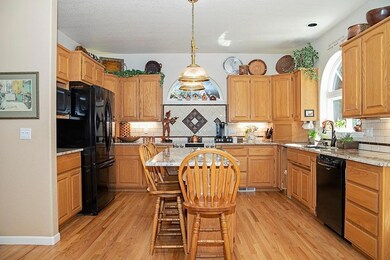 1029 NW Regent Dr, Grants Pass, OR 97526 - photo 7