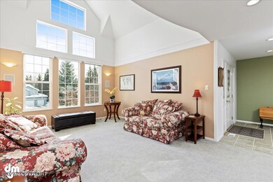 05-Living Room 20230316-DW-2258