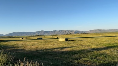 590 Lanark Rd unit 4, Montpelier, ID 83254 - photo 6