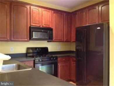 141 Chancellor Dr, Woodbury, NJ 08096 - photo 5