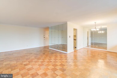 4343 Cherry Hill Rd unit 303, Arlington, VA 22207 - photo 6