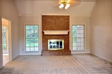 Large Great Room!