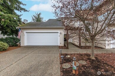 7318 Centerville Ct unit 301, Stanwood, WA 98292 - photo 2
